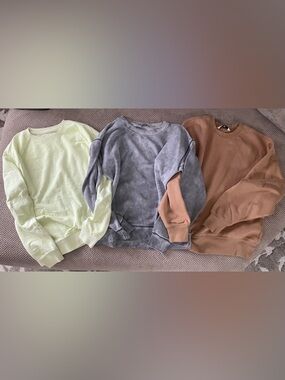 Women’s Sweatshirt Trio
